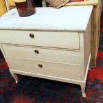 255 3157 CHEST OF DRAWERS
